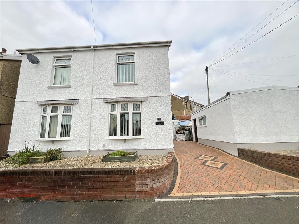 Property photo 1 of 37 Img_7178.Jpeg