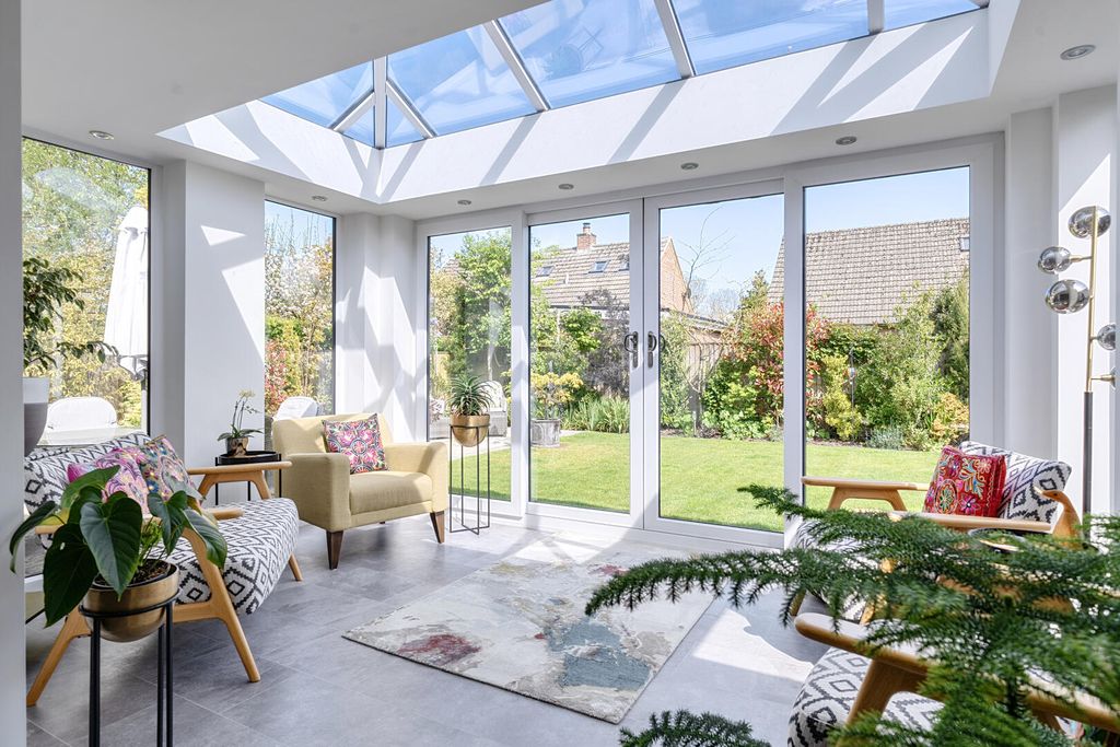 Property photo 3 of 22 Orangery