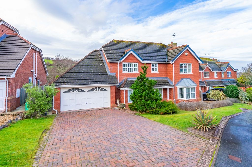 Property photo 1 of 36 10 Bro Elian Pfpd (46 Of 50)