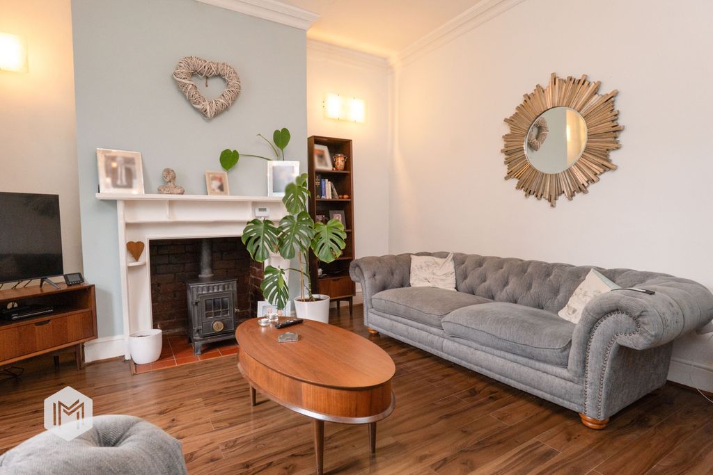 Property photo 2 of 24 Picture No. 12