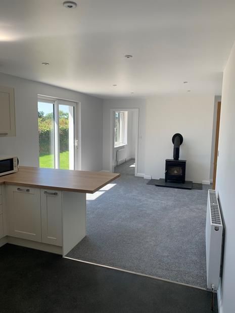 Property photo 3 of 11 Dining Area (Medium)