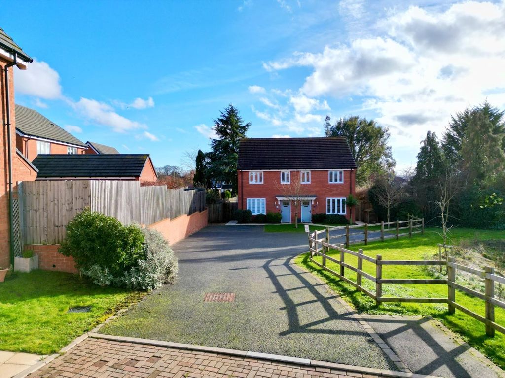 Property photo 2 of 18 Front