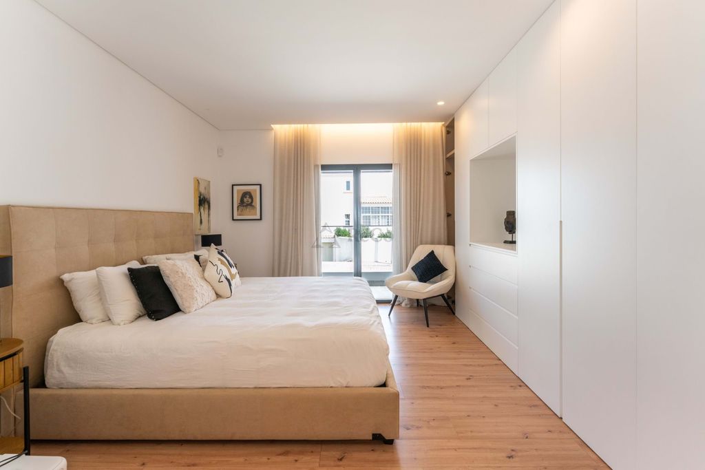 Property photo 3 of 30