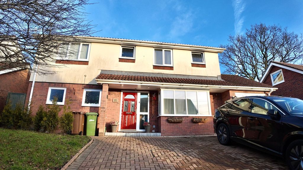 Property photo 1 of 38
