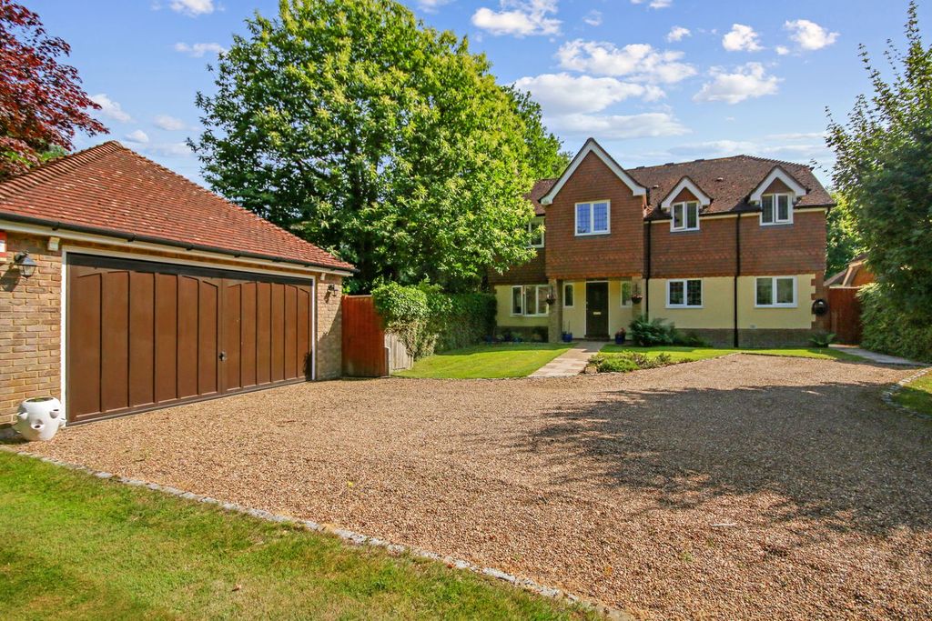 Property photo 1 of 19