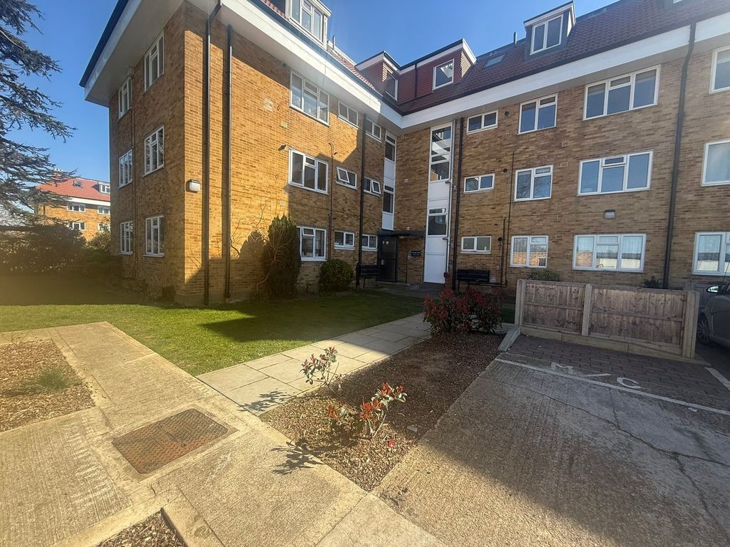 Property photo 2 of 16