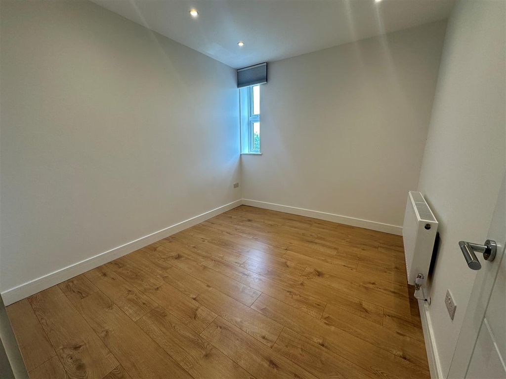 Property photo 3 of 6 1.Jpg
