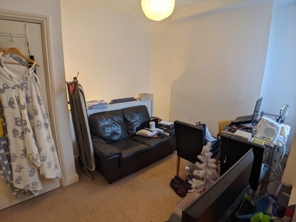 Property photo 3 of 14