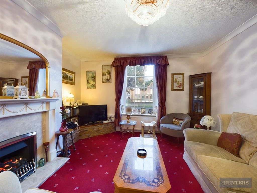 Property photo 3 of 20 Cam03407G0-Pr0435-Still026.Jpg