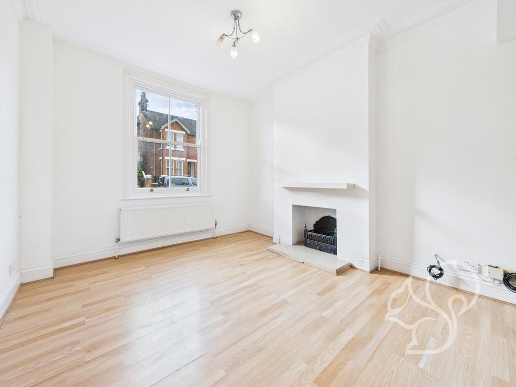 Property photo 2 of 12 Cam01254G0-Pr0286-Still013.Jpg