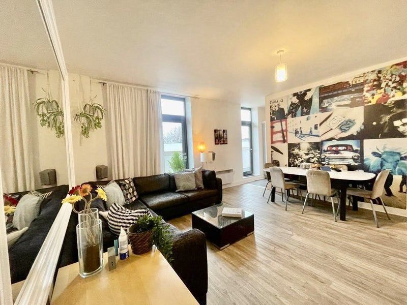 Property photo 2 of 9