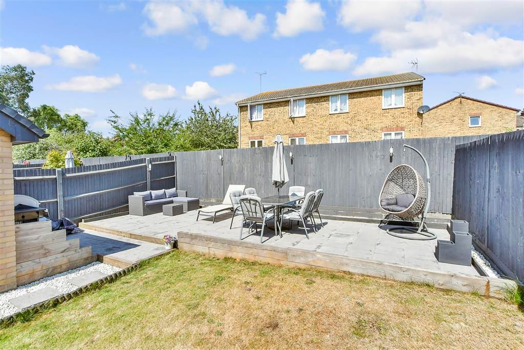 Property photo 2 of 11 Rear Garden