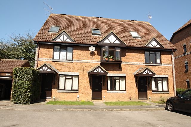 Property photo 1 of 5