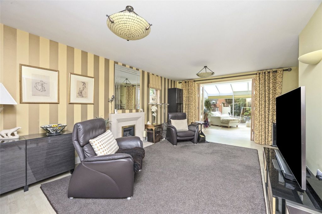 Property photo 2 of 18 Reception Room