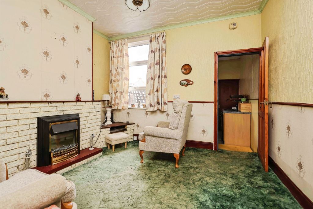 Property photo 3 of 15