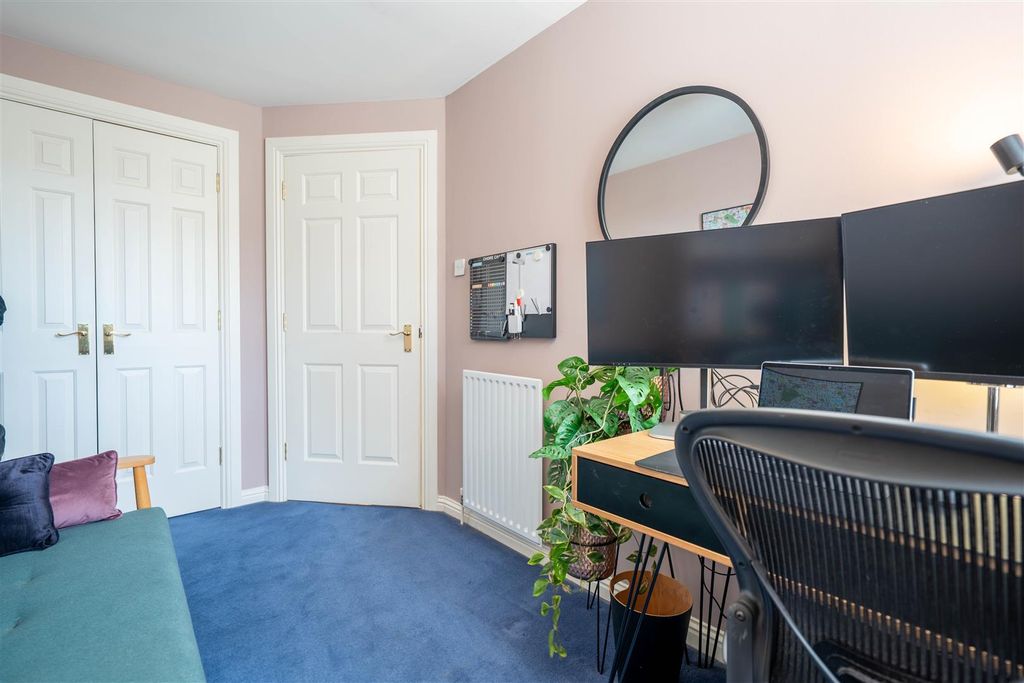 Additional image 36 of 4 bed property for saleGraybank Road, Perth PH2