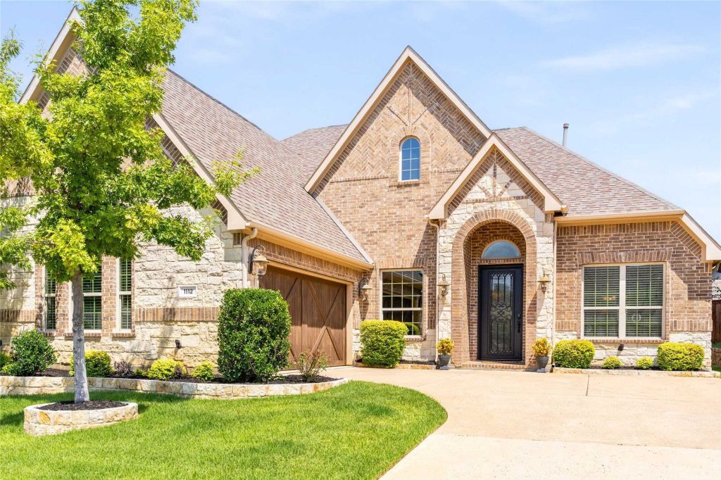 Property photo 1 of 31