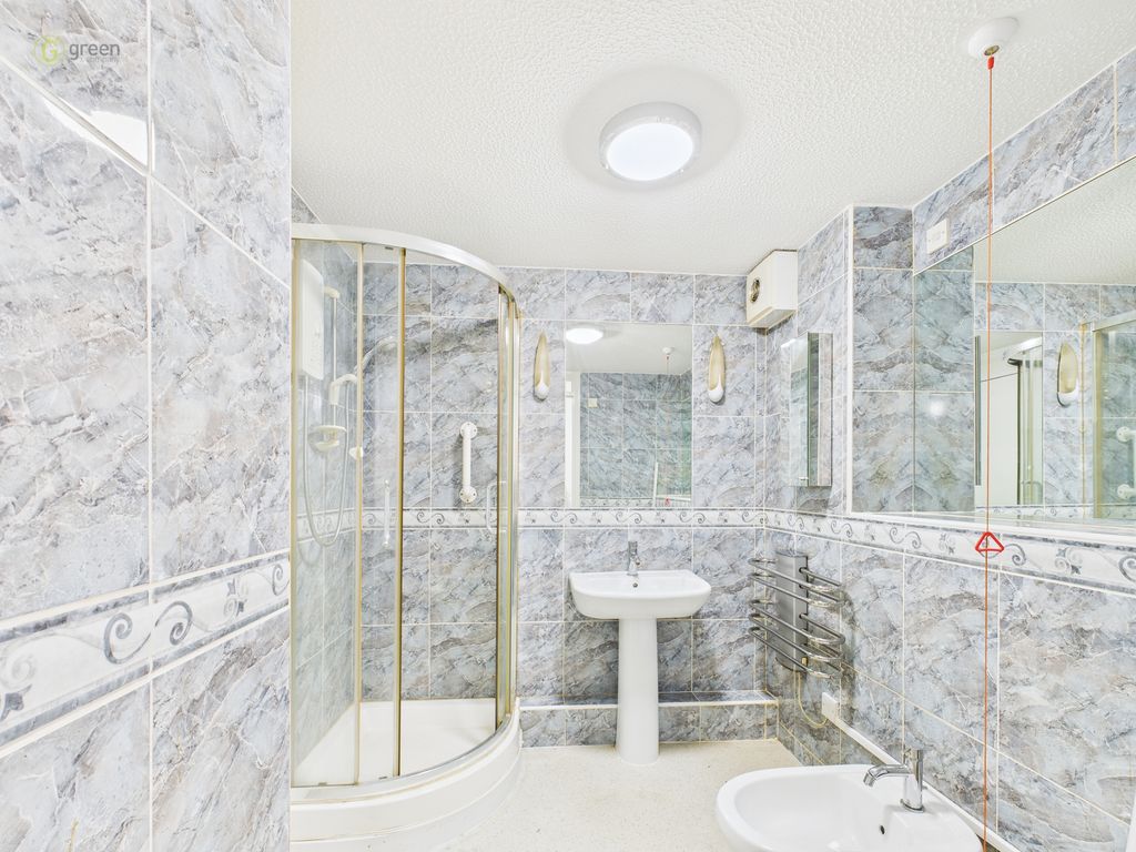 Property photo 3 of 40