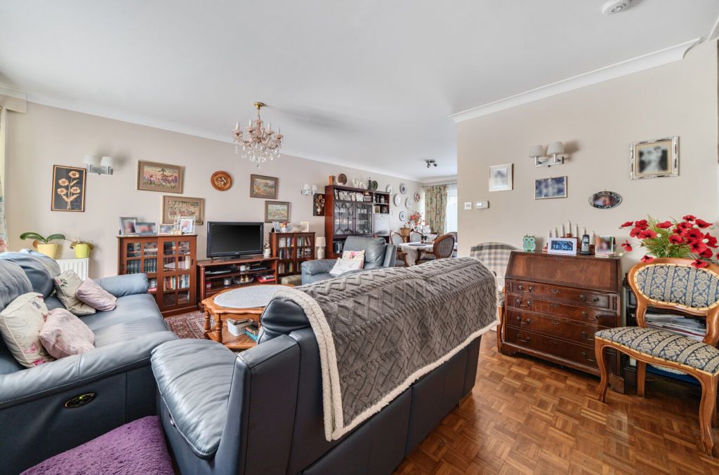 Property photo 3 of 15