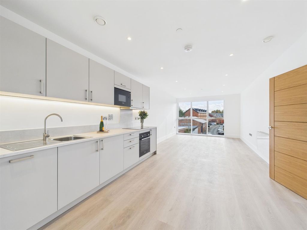 Additional image 6 of 1 bed flat for saleOld Coleham Court, Shrewsbury SY3