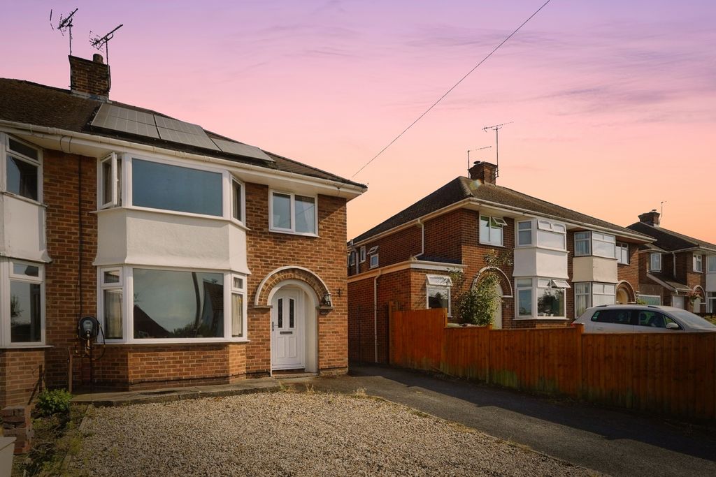 Property photo 1 of 14 Pbox-Img.Jpg