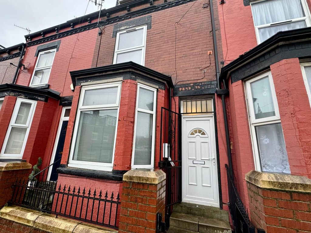 Property photo 1 of 1