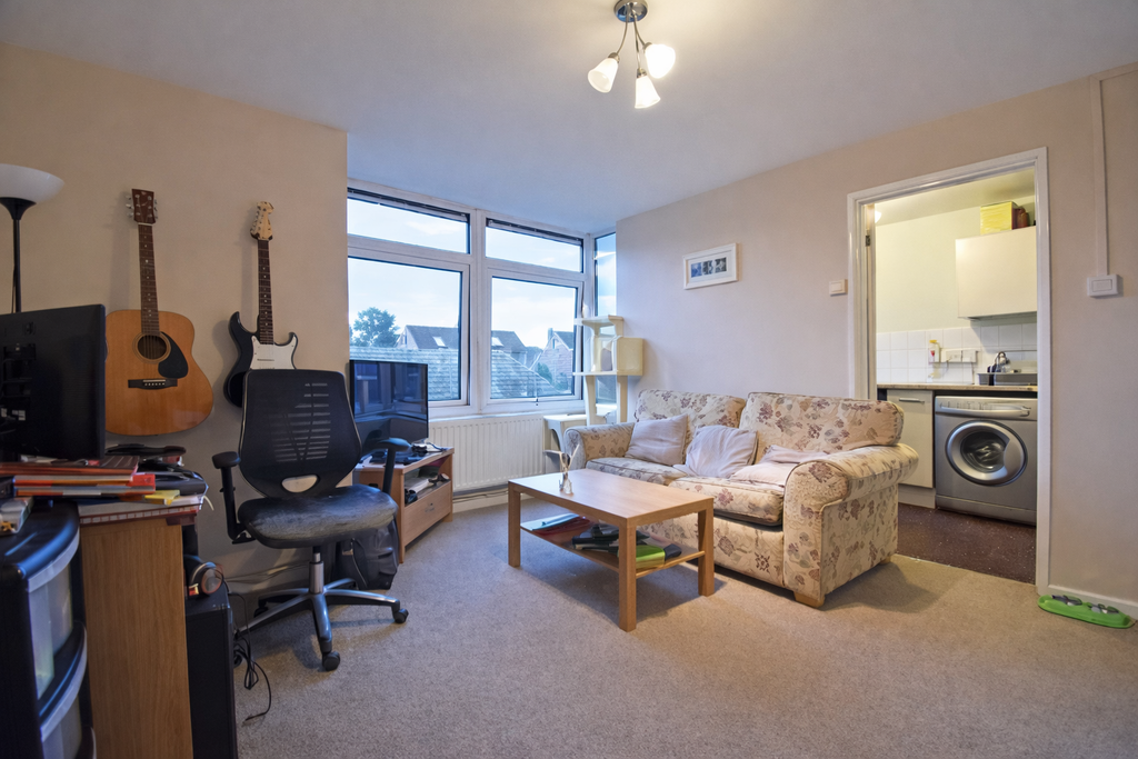 Property photo 2 of 6 Living Room