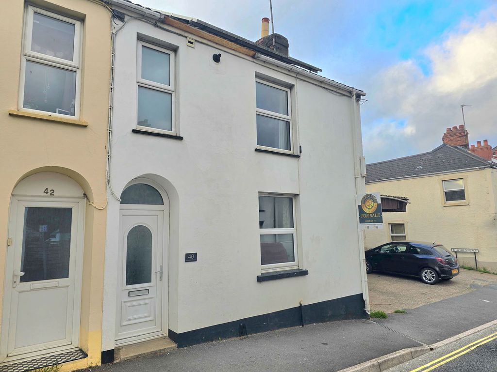 Property photo 1 of 35