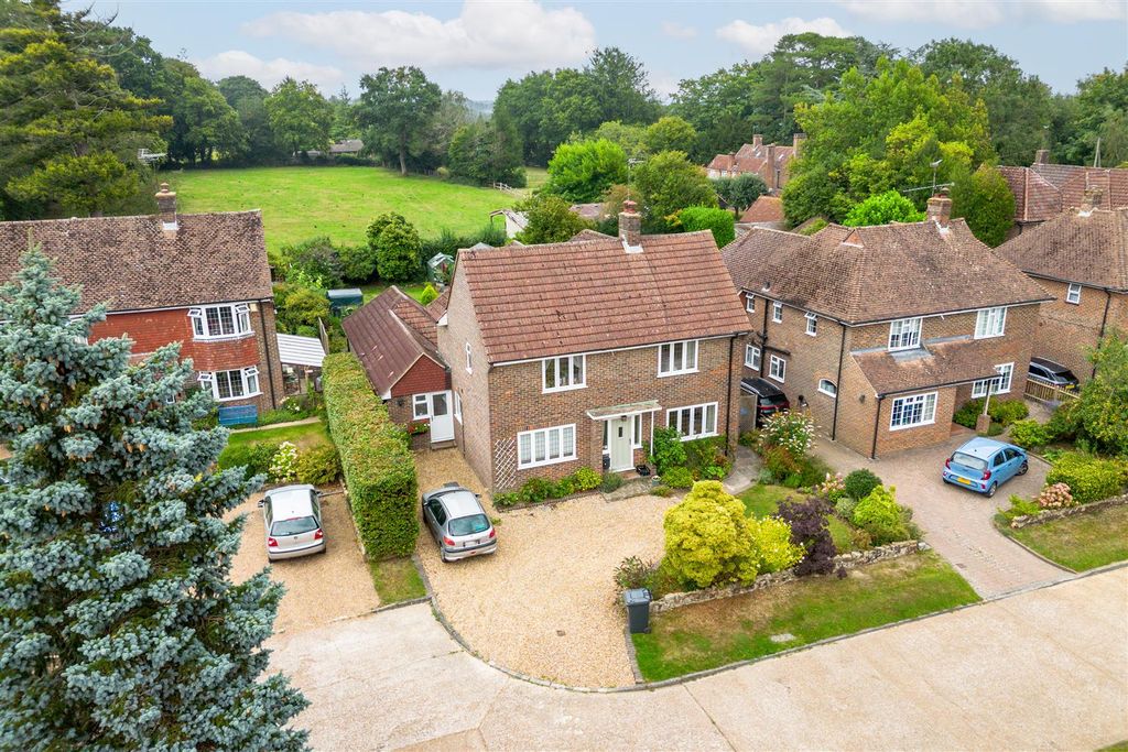 Property photo 2 of 35