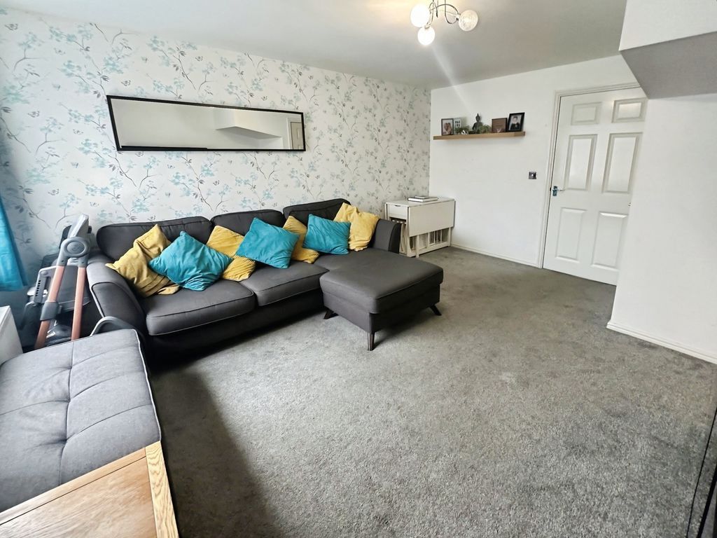 Property photo 2 of 13 Photo 10