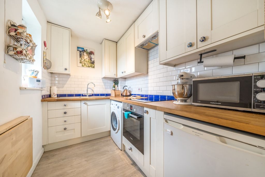 Property photo 2 of 7 1163481 (6)
