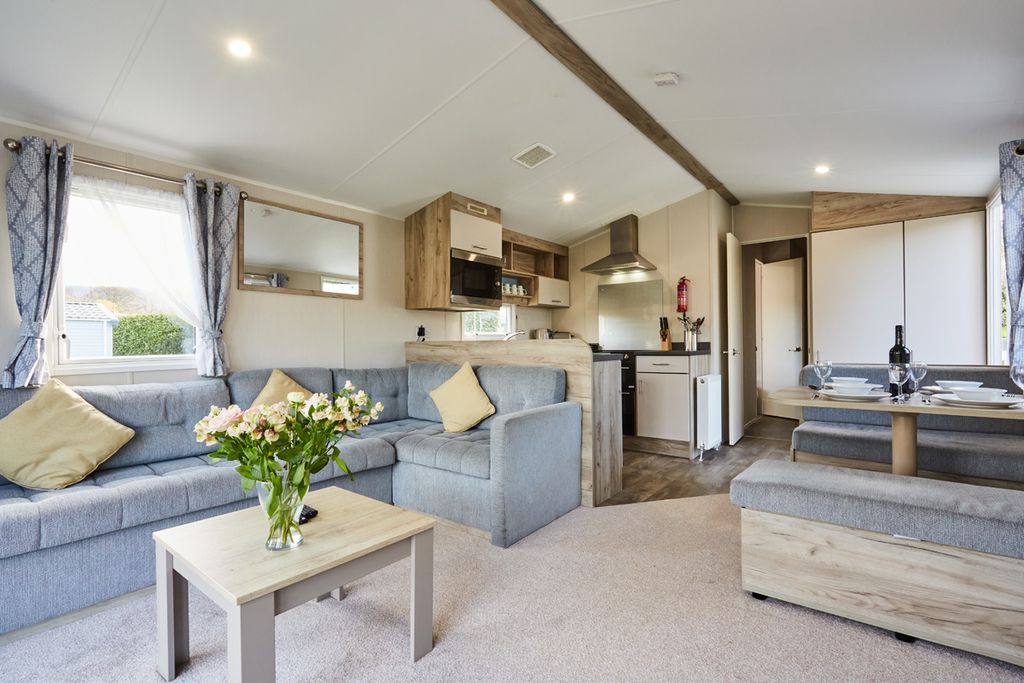 Property photo 3 of 25 Copy Of Caravan 16