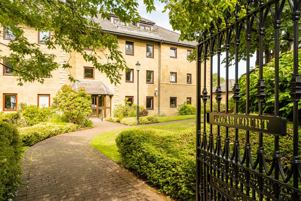 Property photo 1 of 35 Primary Property Image