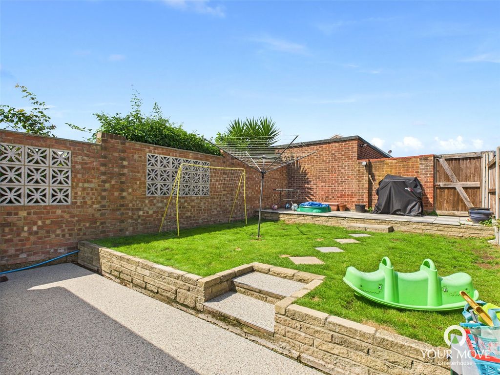 Property photo 2 of 16 Picture No. 05