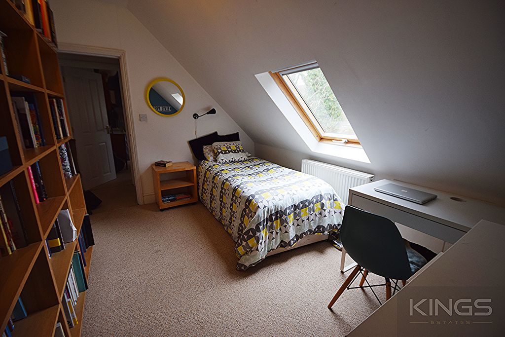 Property photo 3 of 6