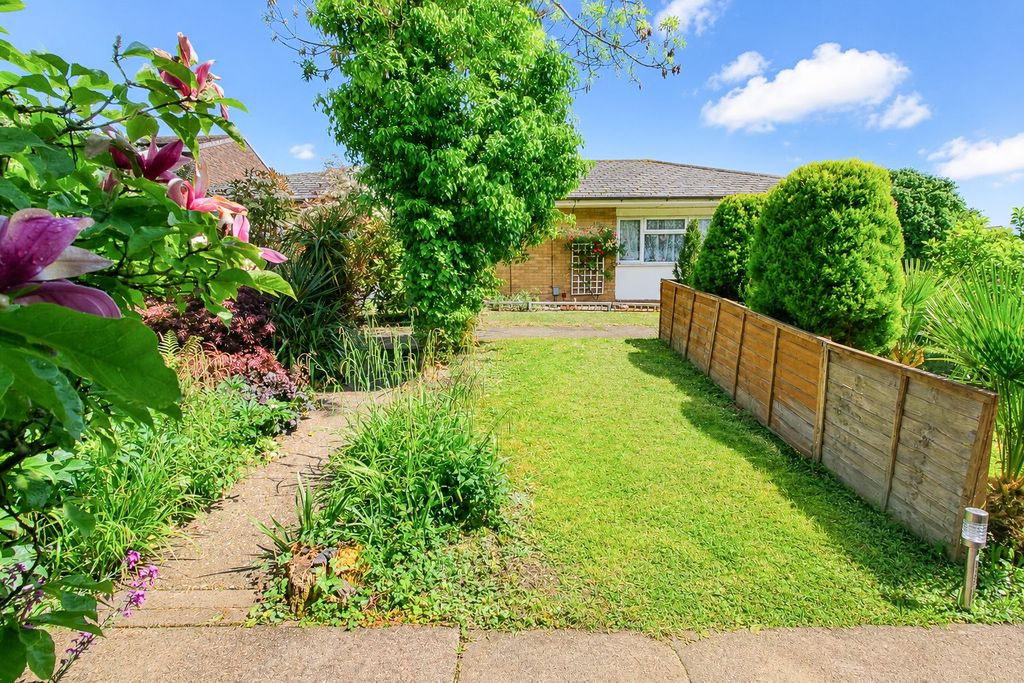 Property photo 2 of 13