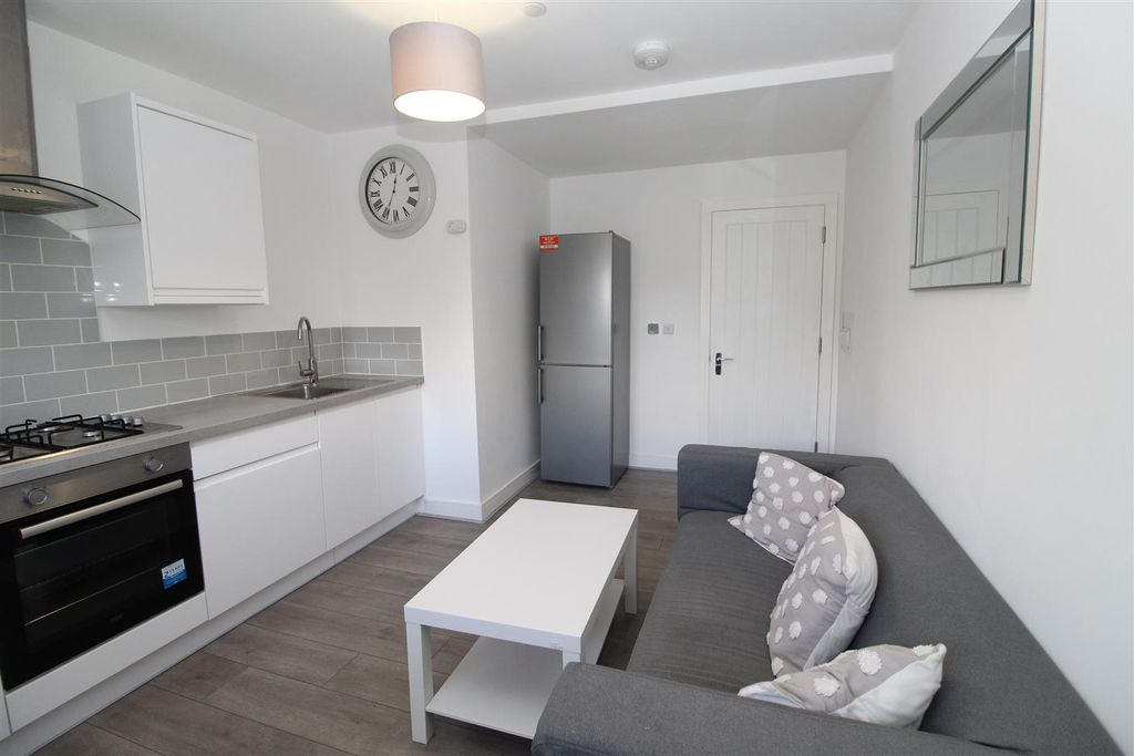 Property photo 3 of 13 Img_2150.Jpg