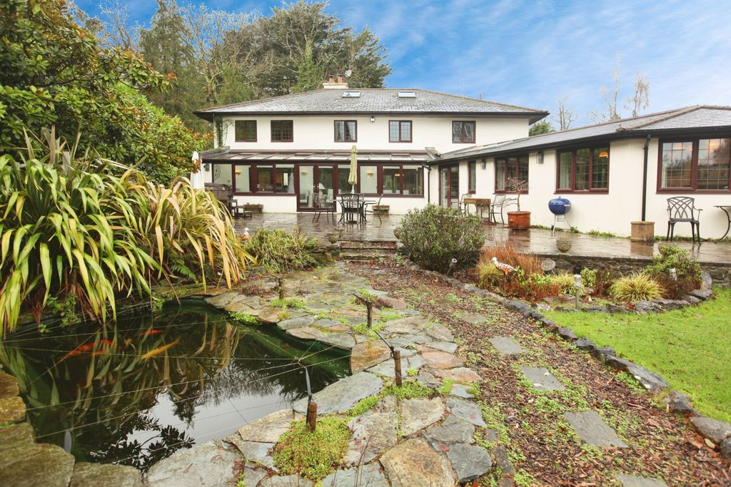 Property photo 1 of 34 Rear Aspect 1