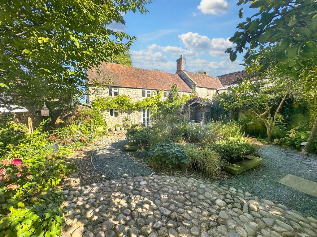 Property photo 3 of 15 Picture No. 27