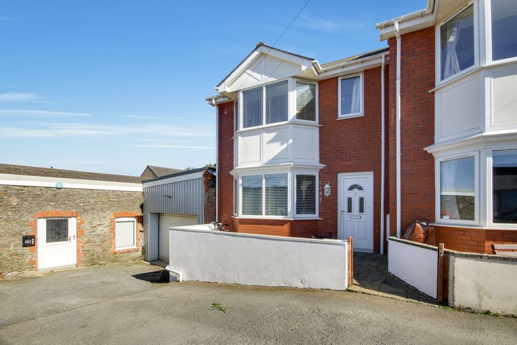 Property photo 3 of 16 Front Elevation