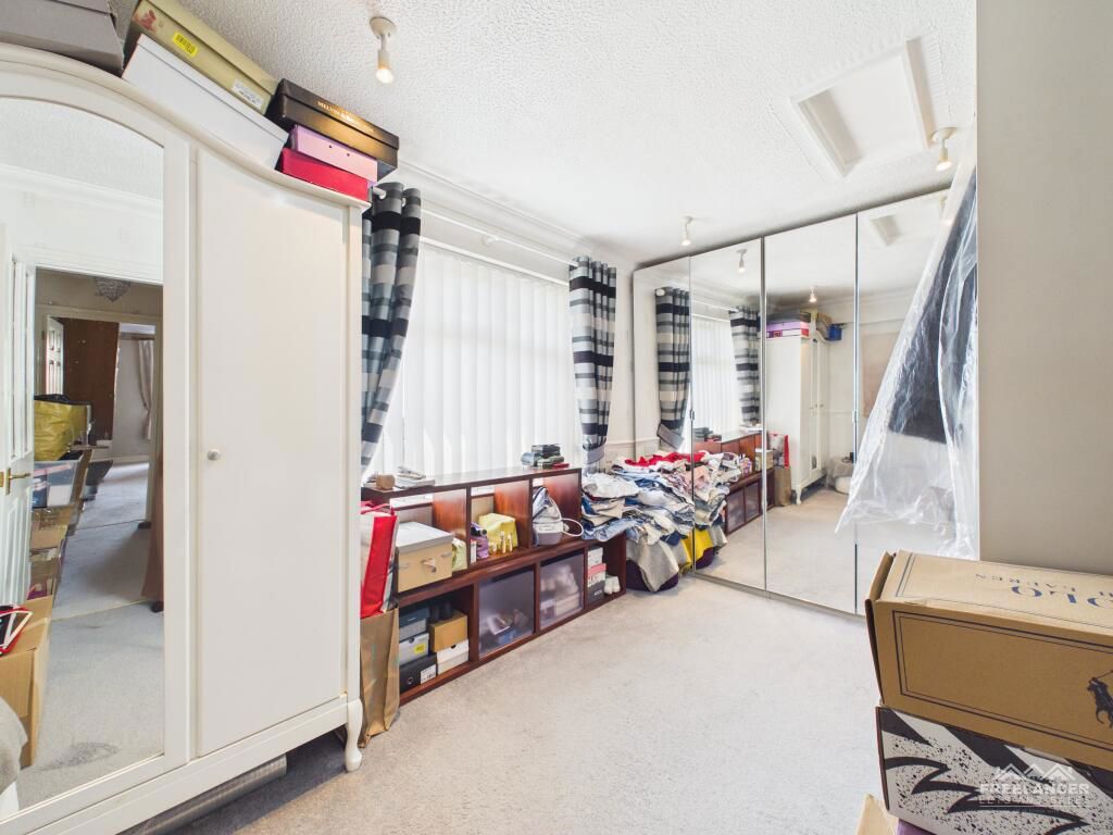 Property photo 3 of 38