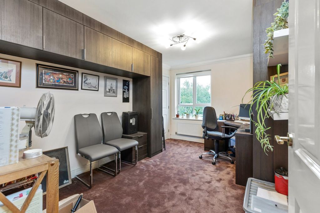 Additional image 9 of 2 bed flat for saleCompass Close, Edgware HA8