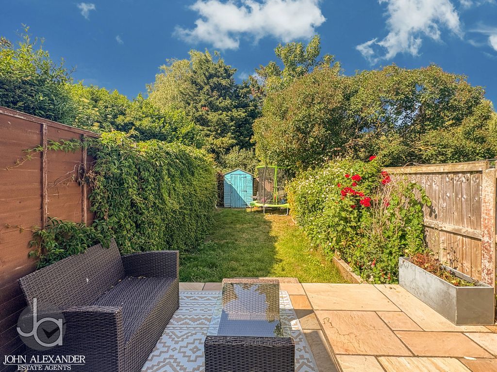 Property photo 2 of 18 20250618_162133205_0.5