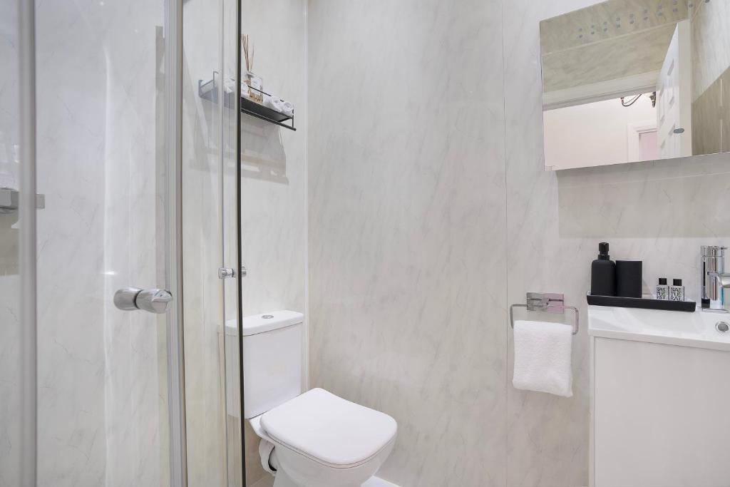 Property photo 3 of 26