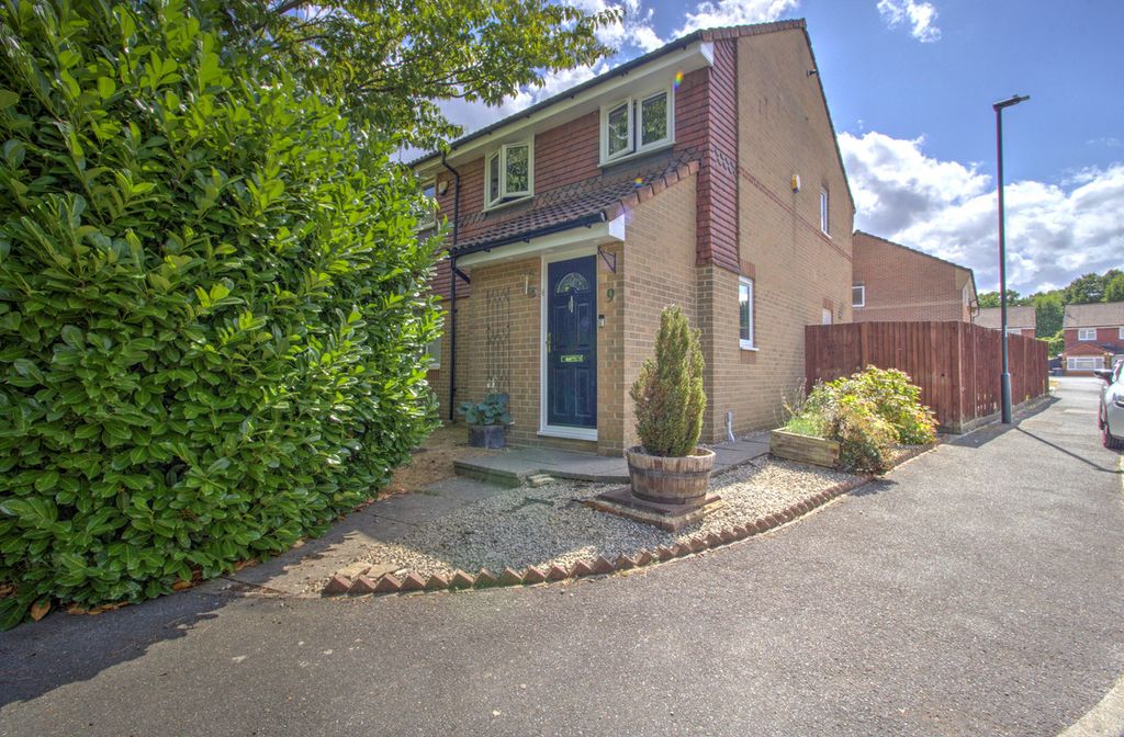 Property photo 1 of 18