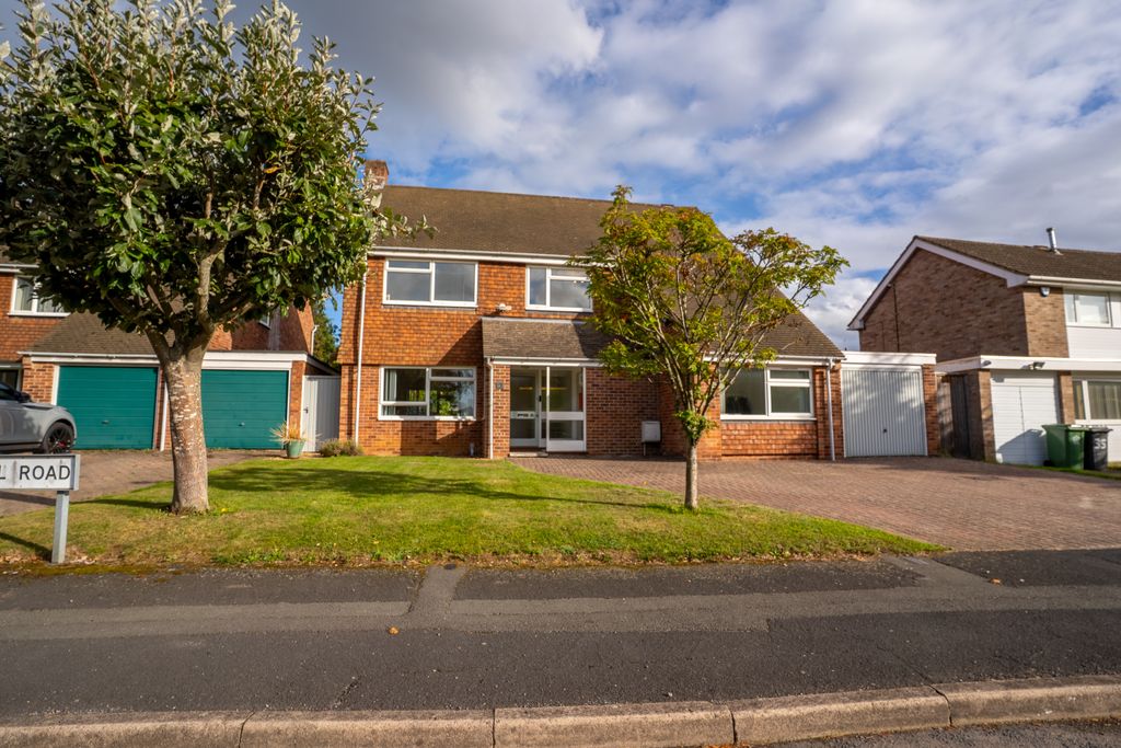Property photo 3 of 35