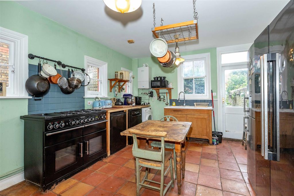 Property photo 2 of 18 Heenerd-06.Jpg