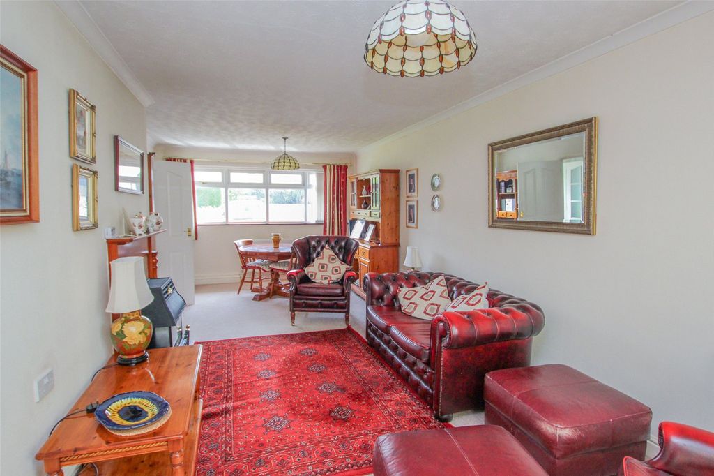 Property photo 2 of 20 Picture No. 01