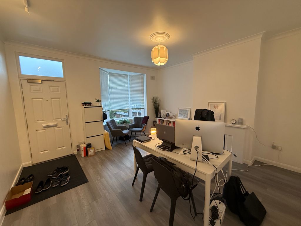 Property photo 2 of 9 Living Room