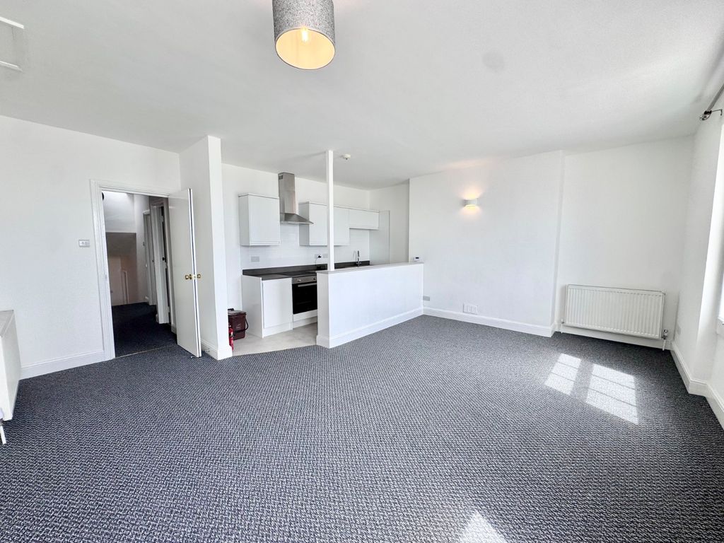 Property photo 3 of 11 Picture No. 46